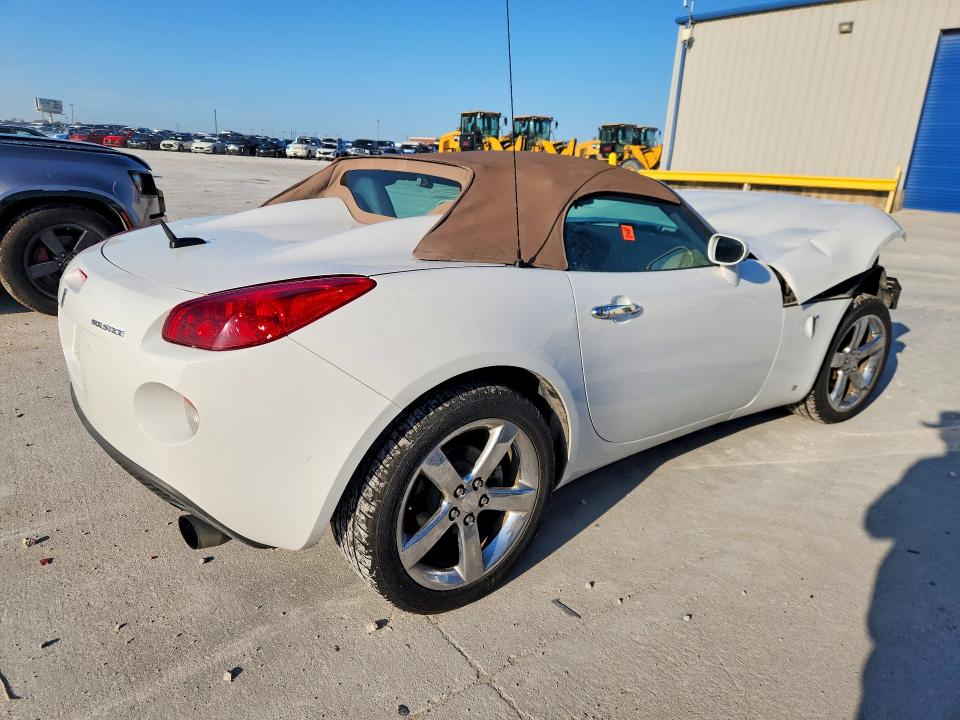 Photo 3 from auction – 2007 PONTIAC SOLSTICE with VIN 1G2MB35B87Y124914