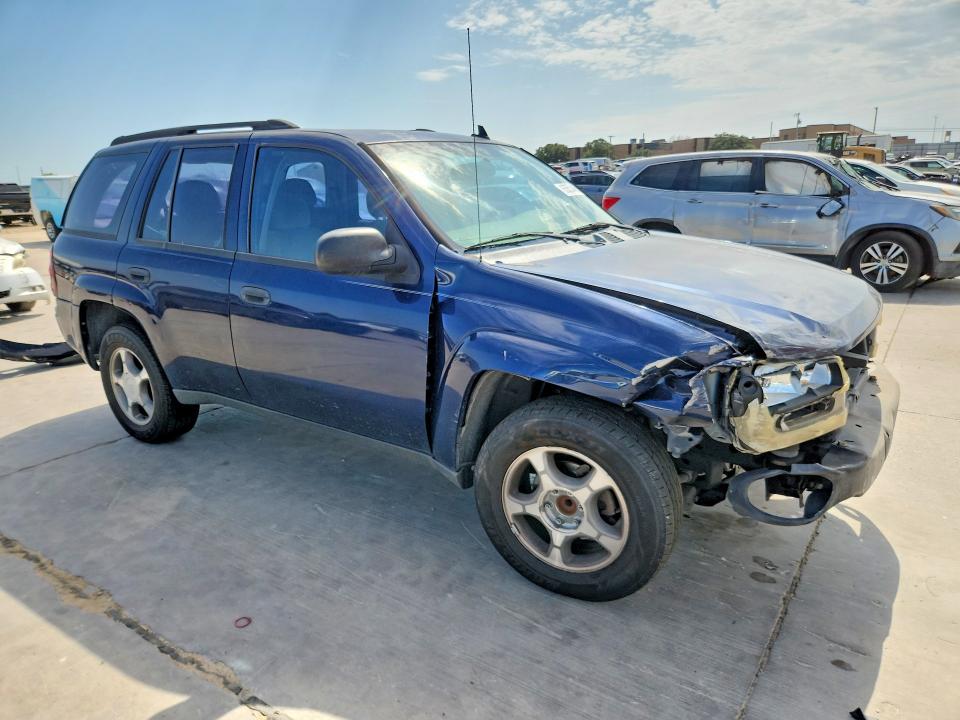 Photo 4 from auction – 2007 CHEVROLET TRAILBLAZER with VIN 1GNDS13S172303227