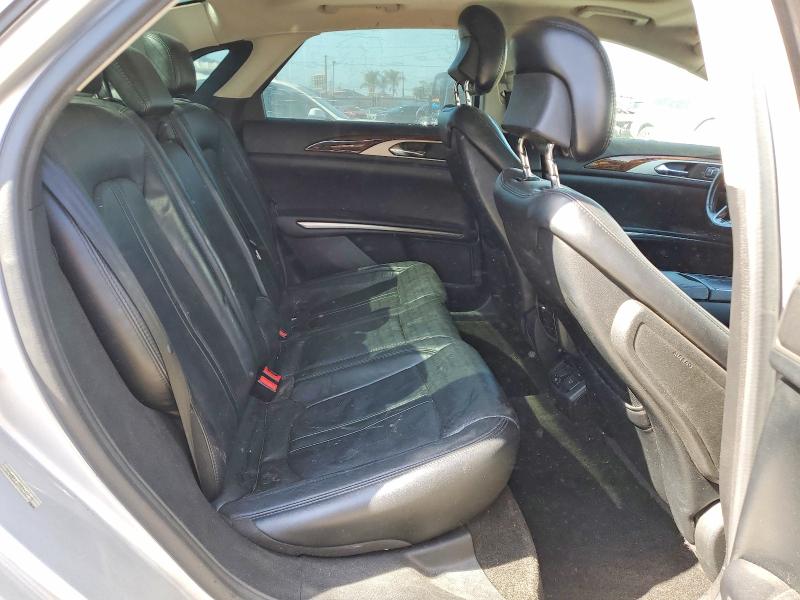 Photo 10 from auction – 2015 LINCOLN MKZ with VIN 3LN6L2LU3FR612774