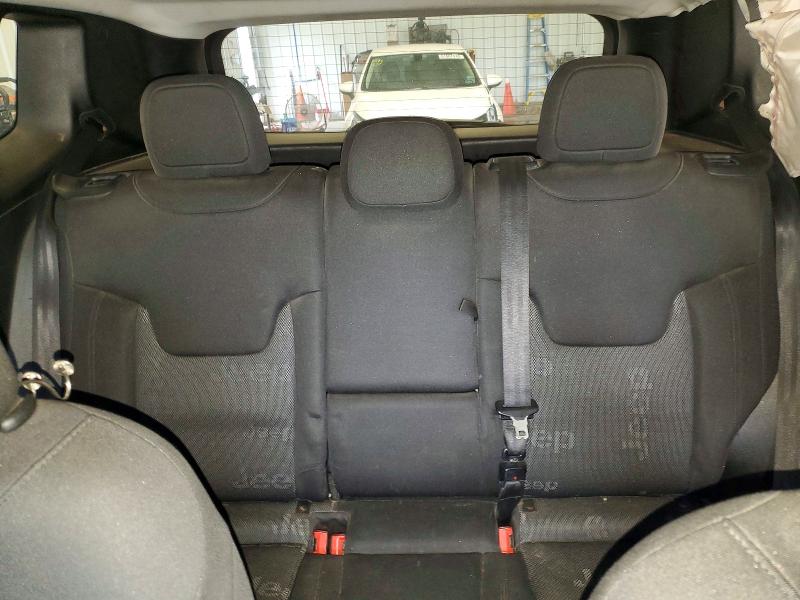 Photo 10 from auction – 2016 JEEP RENEGADE with VIN ZACCJBBT3GPD01069