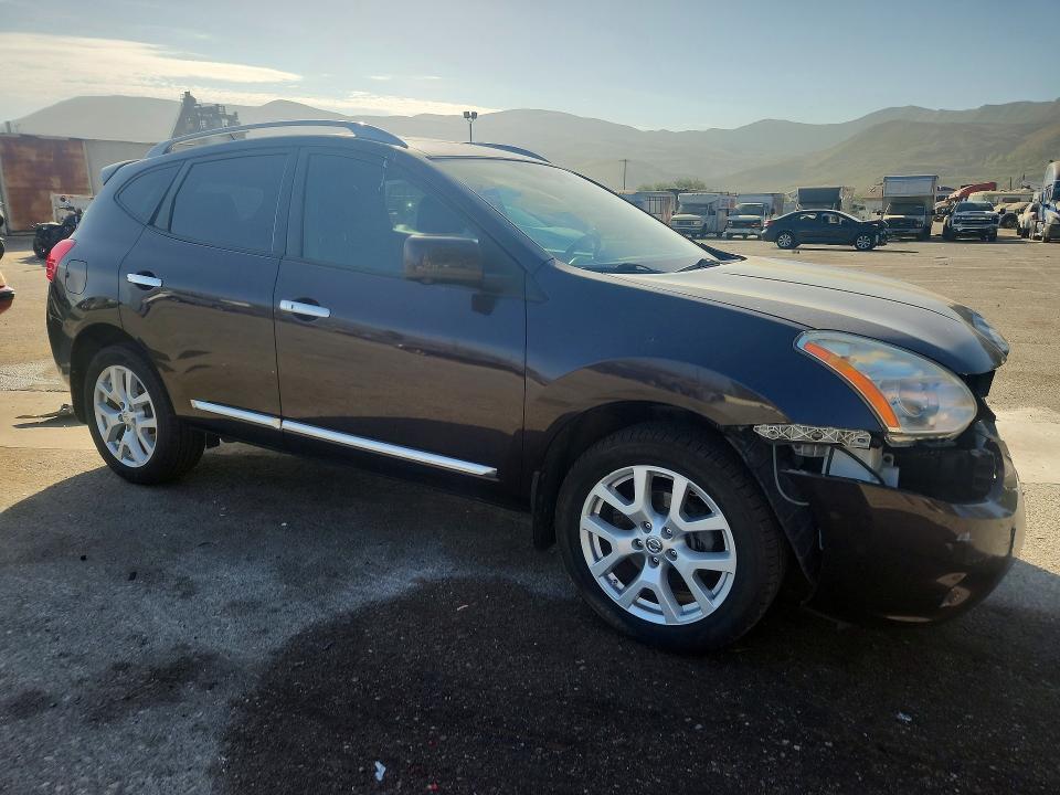 Photo 4 from auction – 2013 NISSAN ROGUE with VIN JN8AS5MV2DW129270