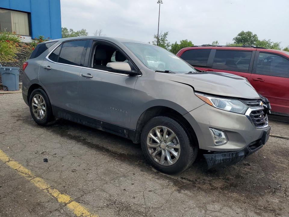 Снимка 4 от търг – 2018 CHEVROLET EQUINOX с VIN 3GNAXJEV3JS645768