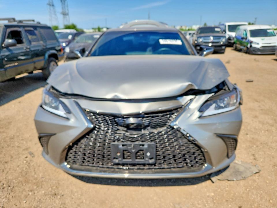 Photo 5 from auction – 2021 LEXUS ES 350 with VIN 58AGZ1B11MU085983