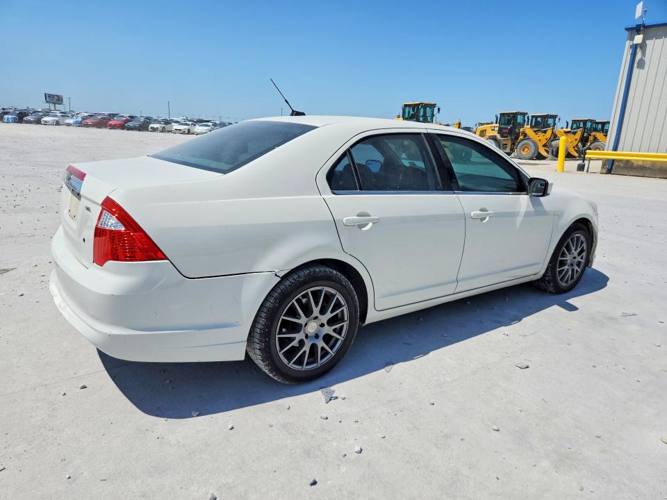 Photo 3 from auction – 2011 FORD FUSION with VIN 3FAHP0JA0BR256377