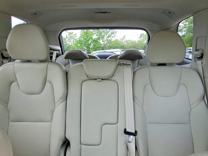 Photo 10 from auction – 2022 VOLVO XC90 with VIN YV4102PK9N1797435