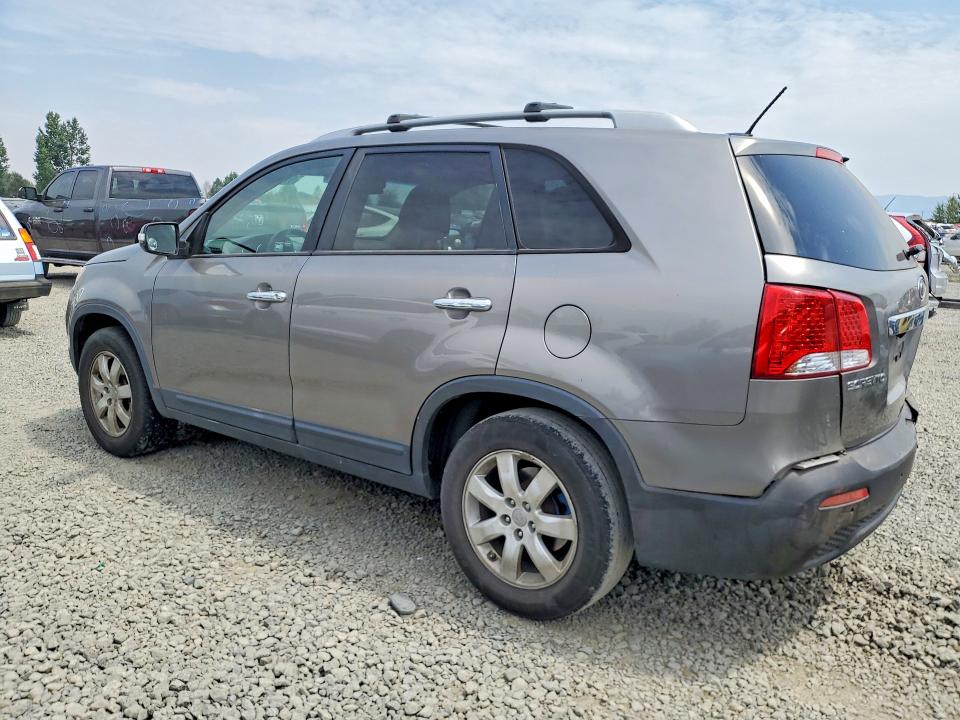 Photo 2 from auction – 2012 KIA SORENTO with VIN 5XYKT3A64CG265930