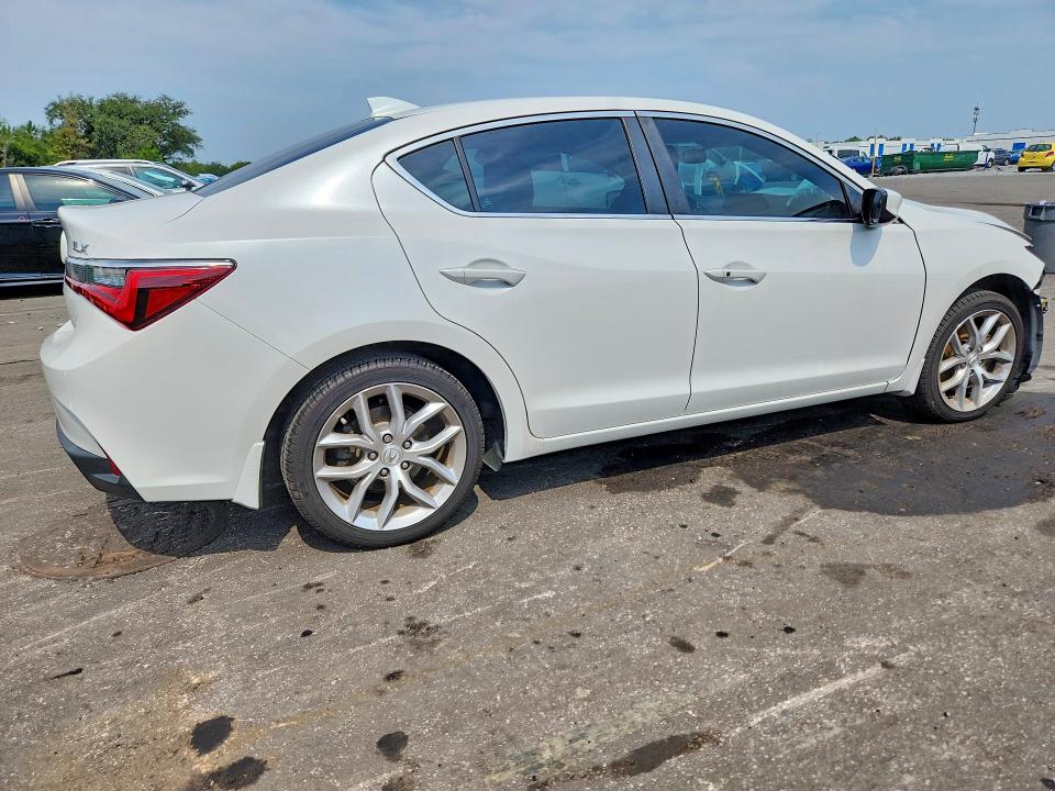 Photo 3 from auction – 2020 ACURA ILX with VIN 19UDE2F33LA008982
