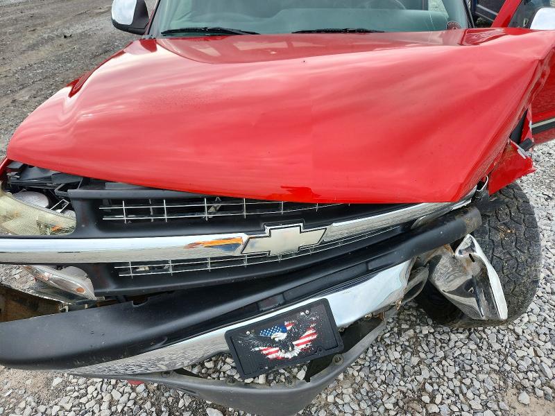 Photo 11 from auction – 2000 CHEVROLET SILVERADO with VIN 1GCEK14V9YZ260349