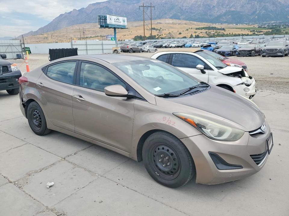 Photo 4 from auction – 2016 HYUNDAI ELANTRA with VIN 5NPDH4AE3GH688309
