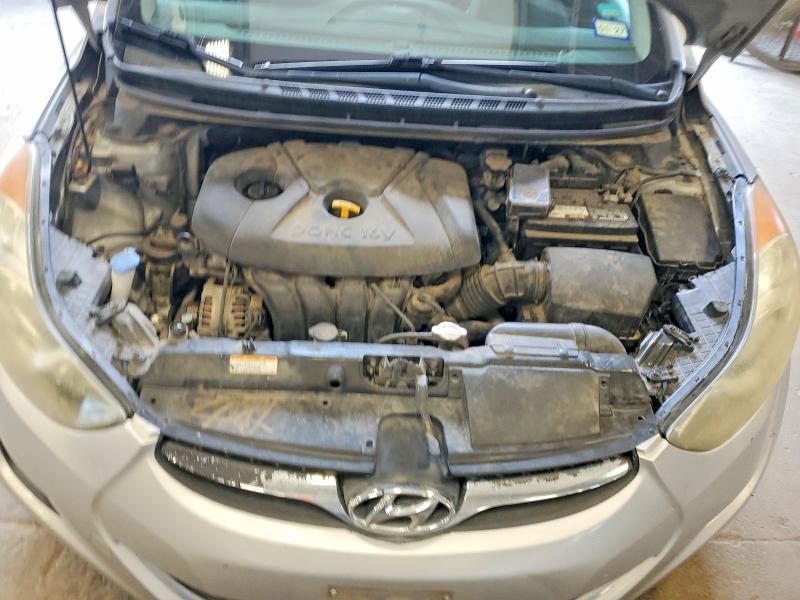 Photo 11 from auction – 2011 HYUNDAI ELANTRA with VIN 5NPDH4AE0BH049300