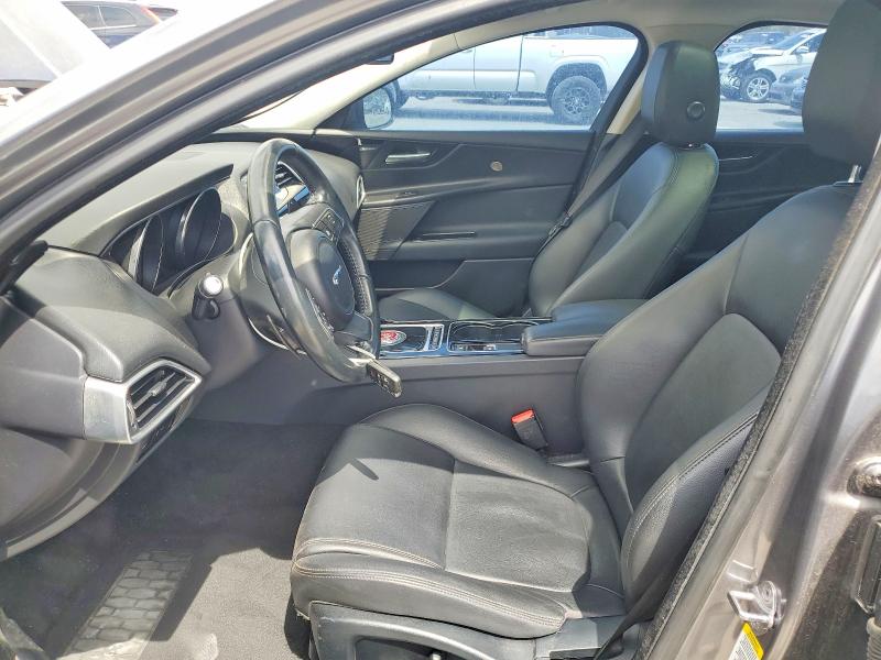 Photo 7 from auction – 2017 JAGUAR XE with VIN SAJAD4BG5HA958777