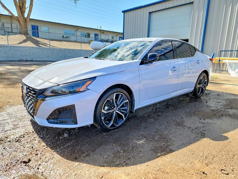 NISSAN ALTIMA 2025 with VIN 1N4BL4CV8SN315543 - Photo from auction