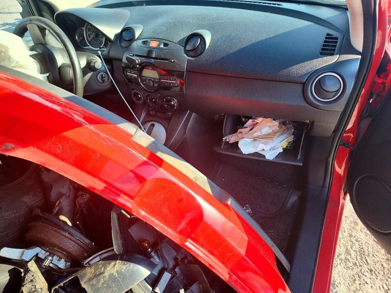 Photo 8 from auction – 2011 MAZDA MAZDA2 with VIN JM1DE1HY6B0112498