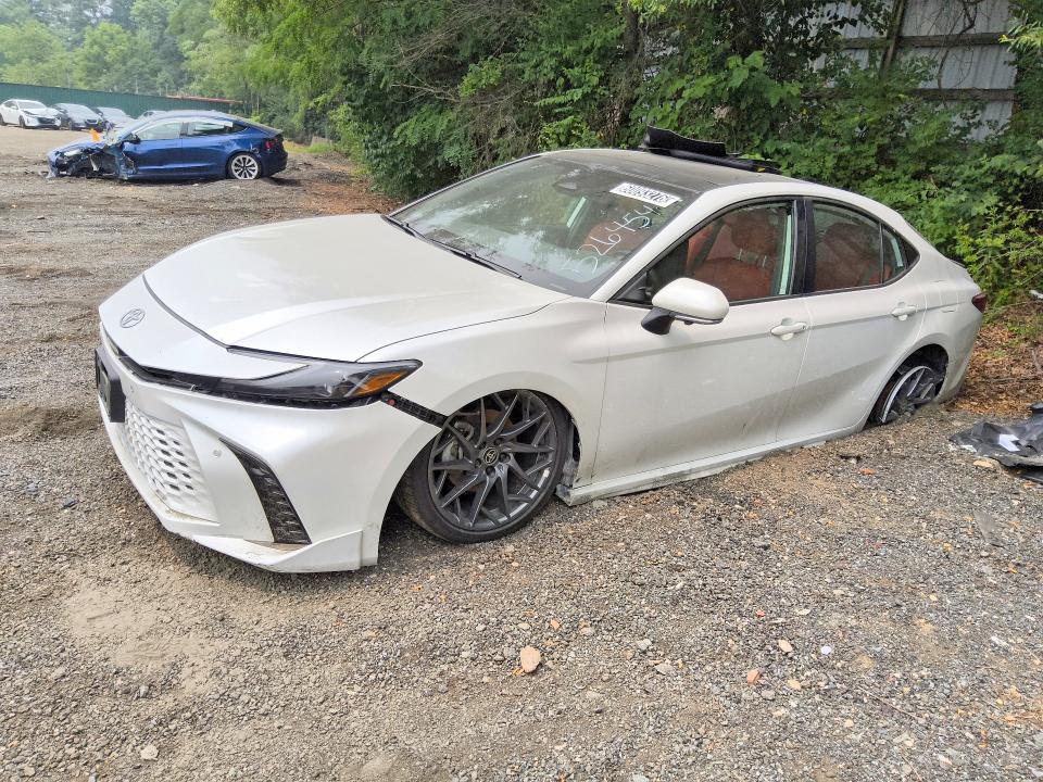 TOYOTA CAMRY 2025 with VIN 4T1DBADK9SU526454 - Photo from auction