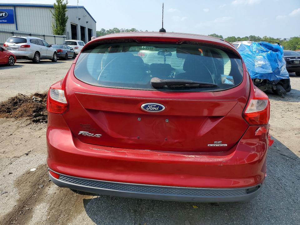Photo 6 from auction – 2014 FORD FOCUS with VIN 1FADP3K2XEL324436