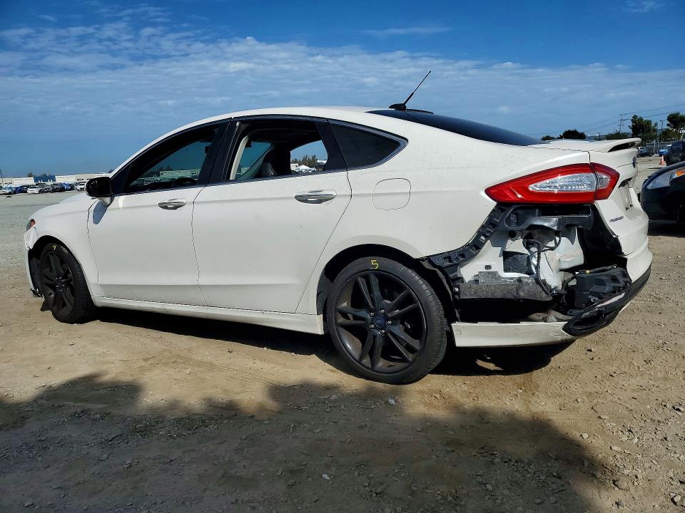 Photo 2 from auction – 2013 FORD FUSION with VIN 3FA6P0K9XDR303705