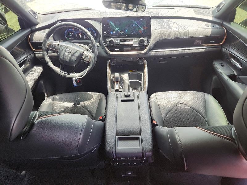 Photo 8 from auction – 2026 TOYOTA GRAND HIGHLANDER HYBRID with VIN 5TDADAB51TS032254
