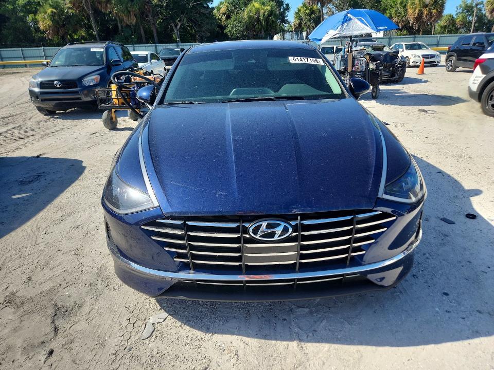 Photo 5 from auction – 2021 HYUNDAI SONATA with VIN 5NPEG4JA7MH104834