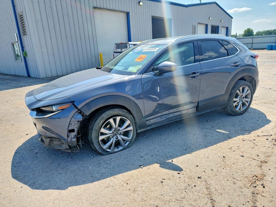 MAZDA CX-30 2021 with VIN 3MVDMBDMXMM221251 - Photo from auction