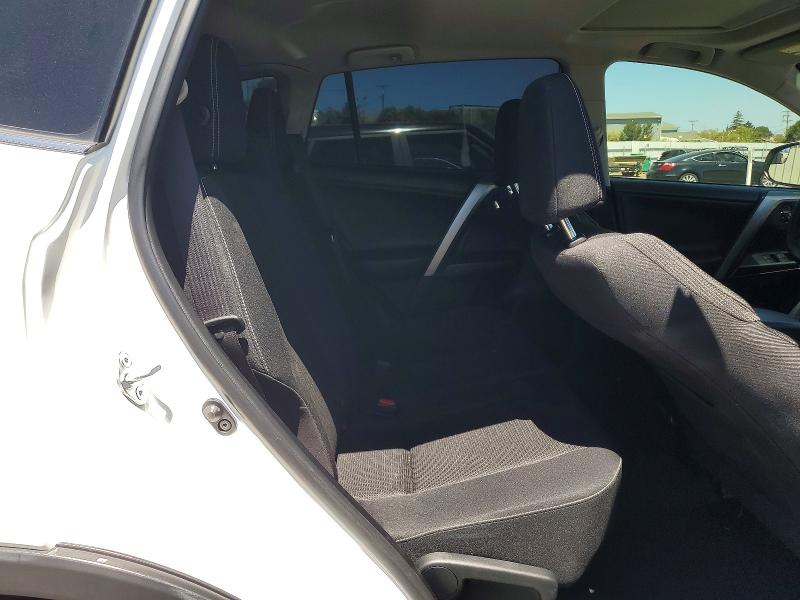 Photo 11 from auction – 2016 TOYOTA RAV4 with VIN JTMWFREV7GJ084775