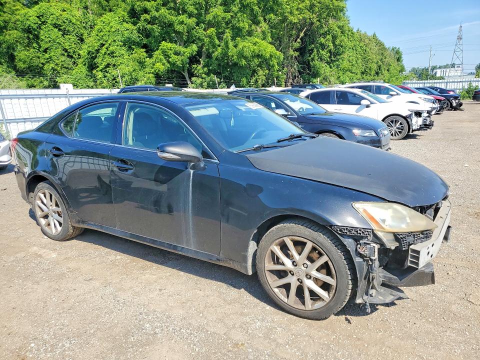 Снимка 4 от търг – 2013 LEXUS IS с VIN JTHCF5C28D5061352