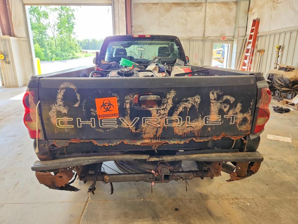 Photo 6 from auction – 2005 CHEVROLET SILVERADO with VIN 1GCHK24U05E326137