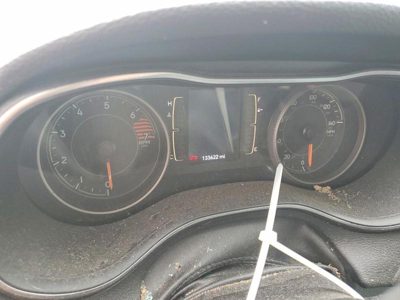 Photo 9 from auction – 2019 JEEP CHEROKEE with VIN 1C4PJLCB5KD370592