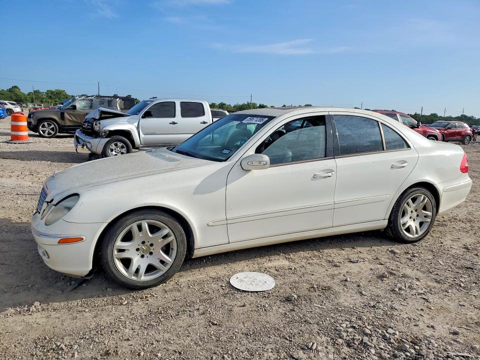 MERCEDES-BENZ E 2003 with VIN WDBUF70J33A162770 - Photo from auction