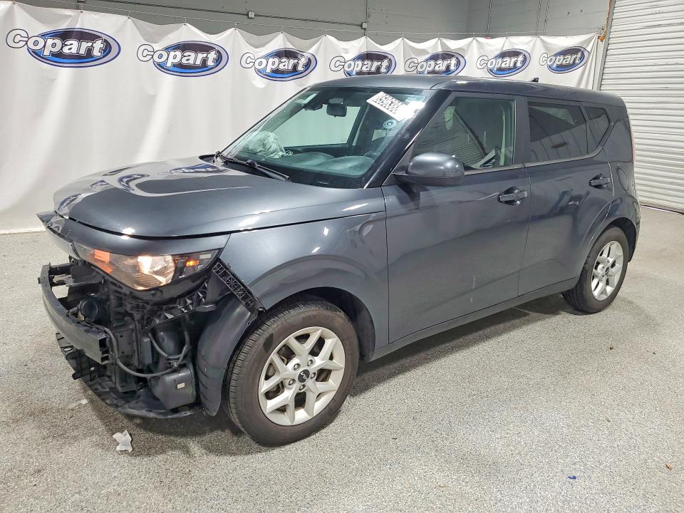 KIA SOUL 2023 with VIN KNDJ23AU0P7879910 - Photo from auction