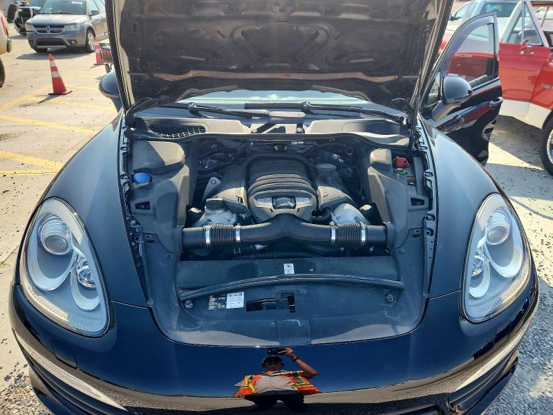 Photo 12 from auction – 2014 PORSCHE CAYENNE with VIN WP1AB2A2XELA55263