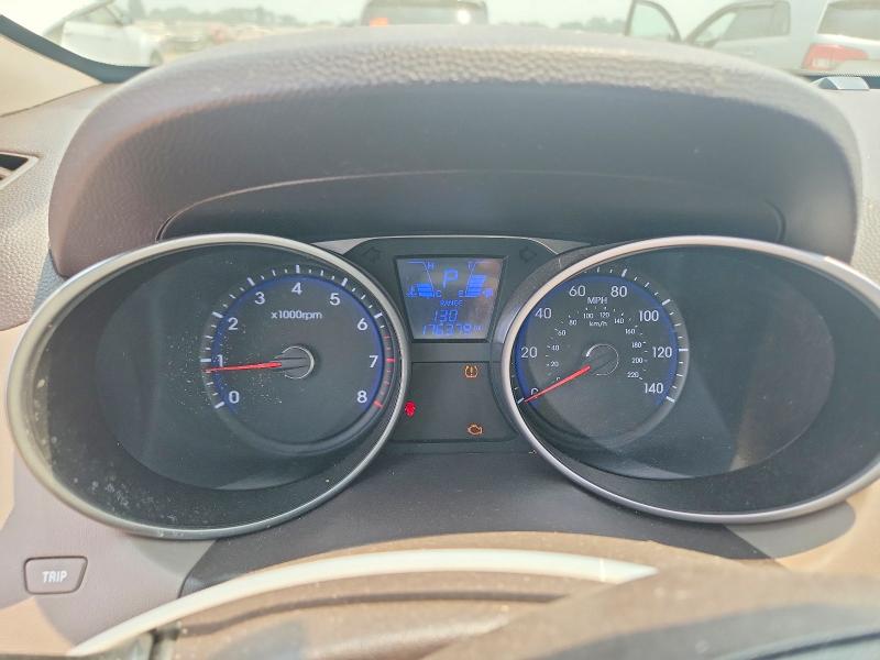 Photo 9 from auction – 2011 HYUNDAI TUCSON with VIN KM8JUCAC0BU243804
