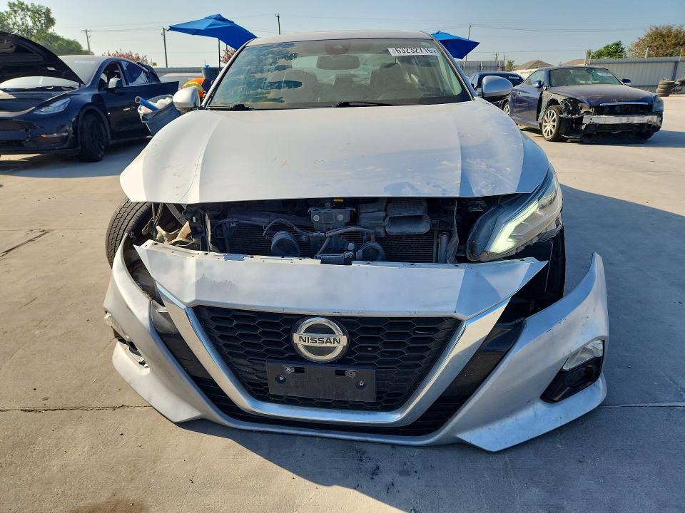 Photo 5 from auction – 2019 NISSAN ALTIMA with VIN 1N4BL4EV9KC168898