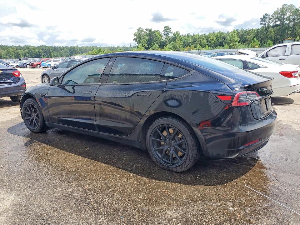 Photo 2 from auction – 2018 TESLA MODEL 3 with VIN 5YJ3E1EA5JF039014