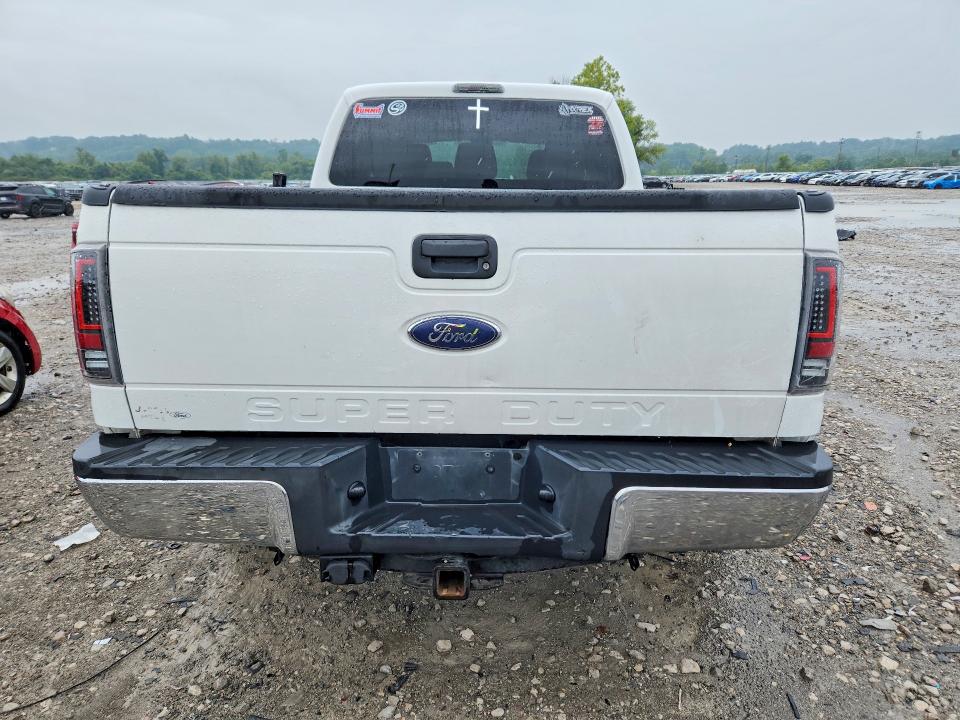 Снимка 6 от търг – 2015 FORD F250 с VIN 1FT7W2BT7FEC98400