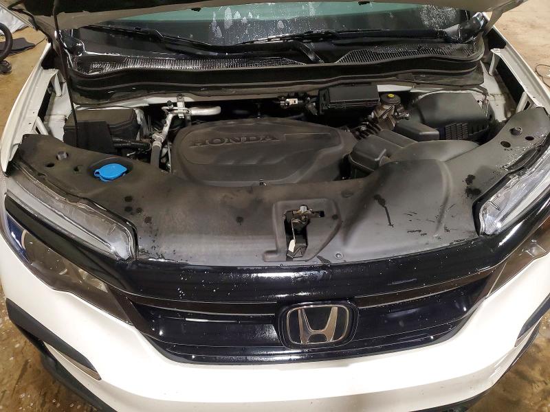Photo 12 from auction – 2022 HONDA PILOT with VIN 5FNYF6H21NB043538