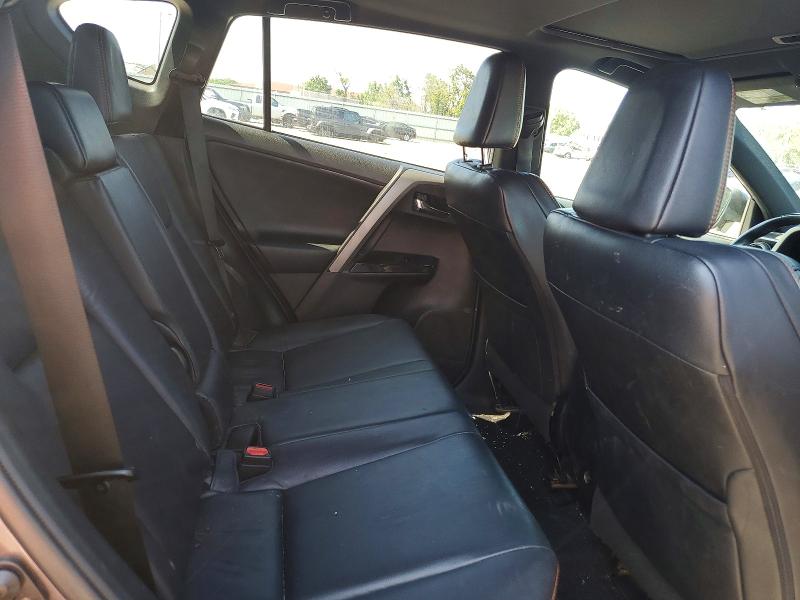 Photo 11 from auction – 2016 TOYOTA RAV4 with VIN 2T3JFREV3GW482397