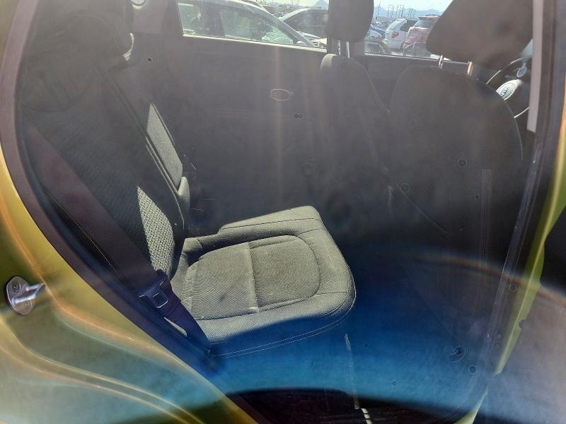 Photo 11 from auction – 2015 KIA SOUL with VIN KNDJP3A50F7788385