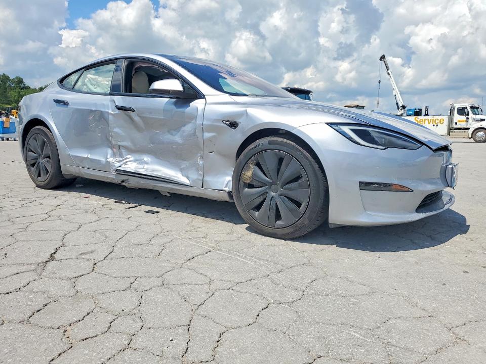 Photo 4 from auction – 2025 TESLA MODEL S with VIN 5YJSA1E50SF551954