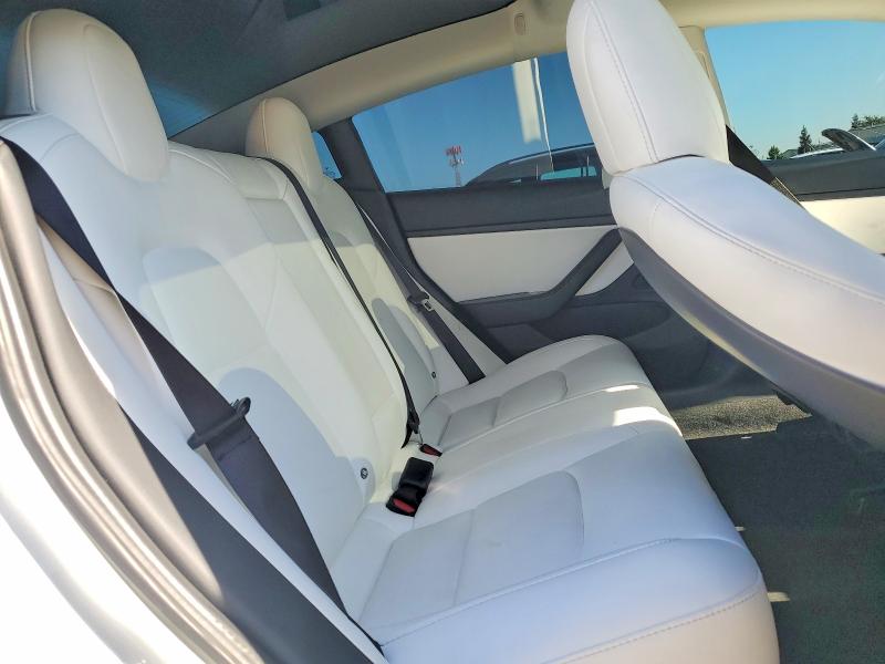 Photo 10 from auction – 2018 TESLA MODEL 3 with VIN 5YJ3E1EA9JF166154