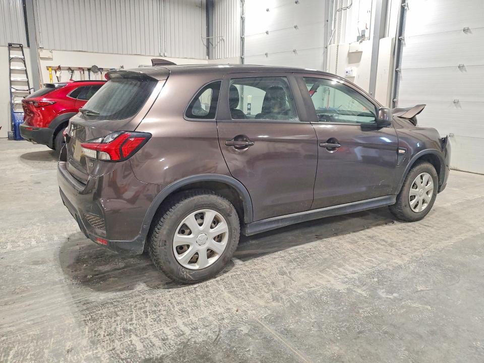 Photo 3 from auction – 2020 MITSUBISHI RVR with VIN JA4AJ3AU4LU601973