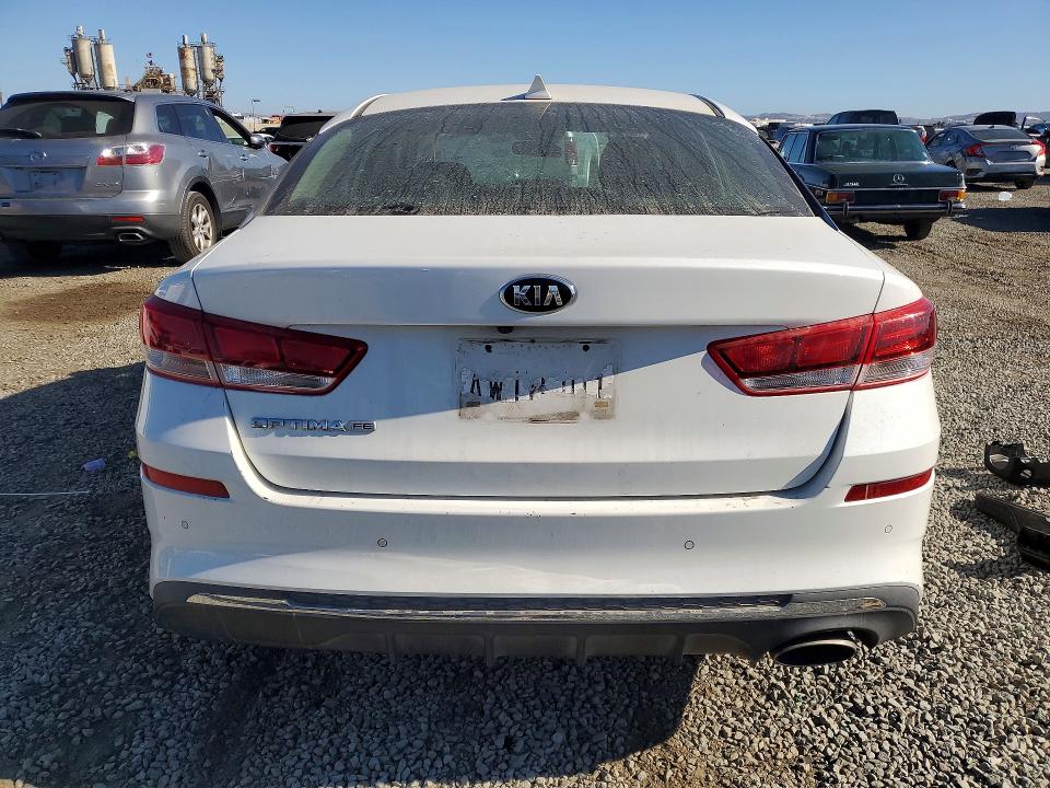 Photo 6 from auction – 2019 KIA OPTIMA with VIN 5XXGT4L36KG277028