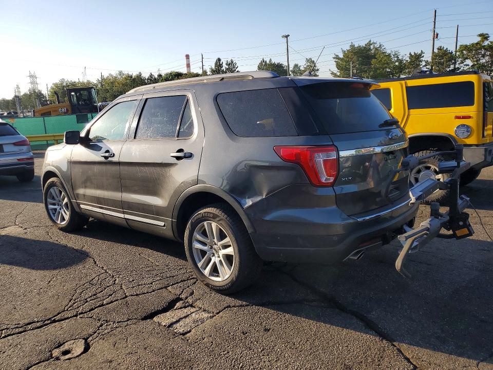 Photo 2 from auction – 2018 FORD EXPLORER with VIN 1FM5K8D80JGB65372