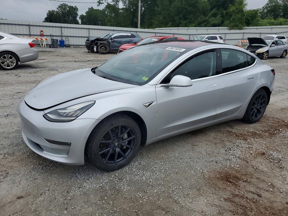 TESLA MODEL 3 2018 with VIN 5YJ3E1EA0JF030639 - Photo from auction
