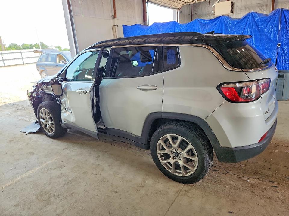 Zdjęcie 2 z aukcji – 2025 JEEP COMPASS z VIN 3C4NJDCN2ST508039