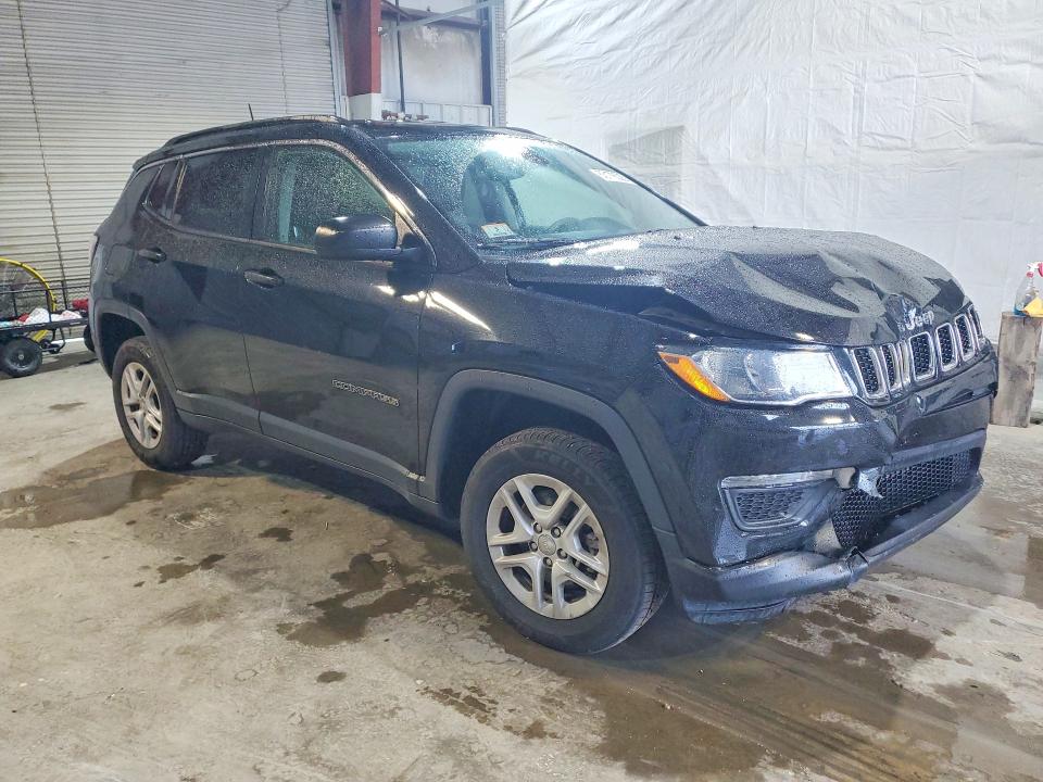 Photo 4 from auction – 2020 JEEP COMPASS with VIN 3C4NJDAB9LT210159