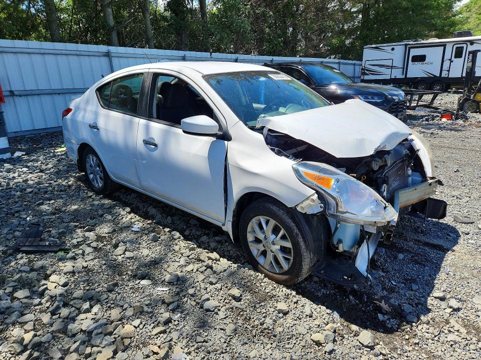 Photo 4 from auction – 2017 NISSAN VERSA with VIN 3N1CN7AP9HL835308
