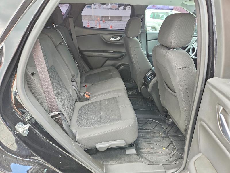 Photo 11 from auction – 2021 CHEVROLET BLAZER with VIN 3GNKBCR4XMS579417