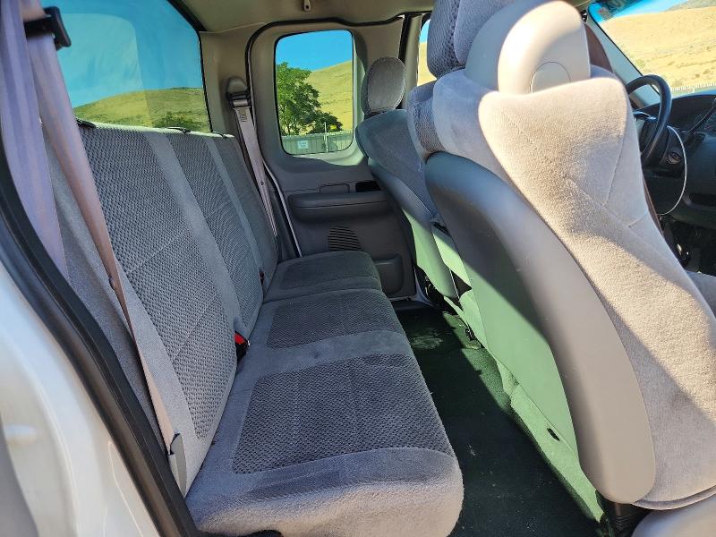 Photo 10 from auction – 2002 FORD F150 with VIN 1FTRX17WX2NB10952