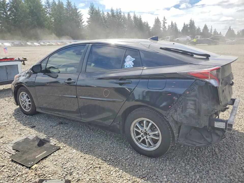 Photo 2 from auction – 2017 TOYOTA PRIUS with VIN JTDKBRFU1H3034962