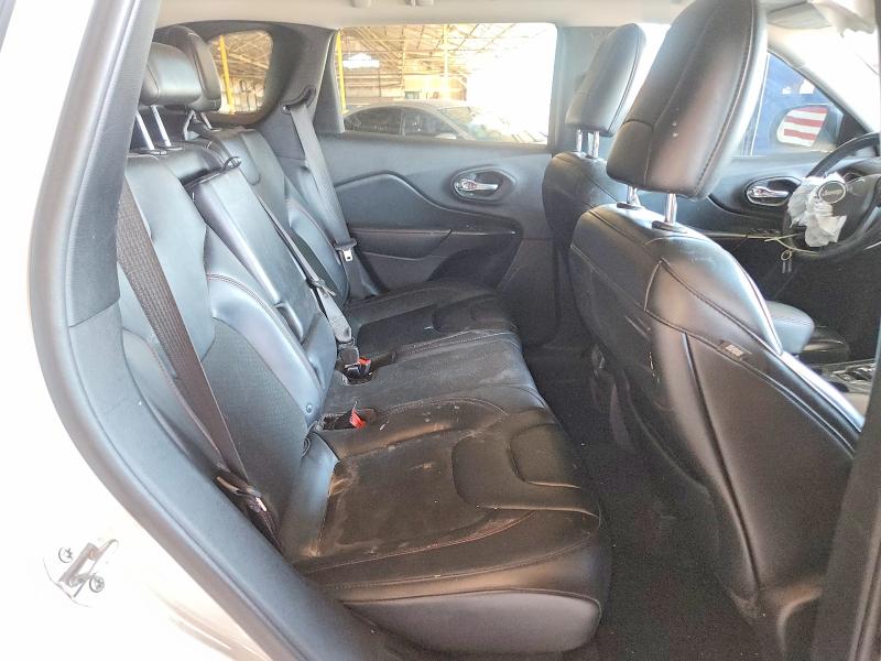 Photo 10 from auction – 2019 JEEP CHEROKEE with VIN 1C4PJMBN4KD474623